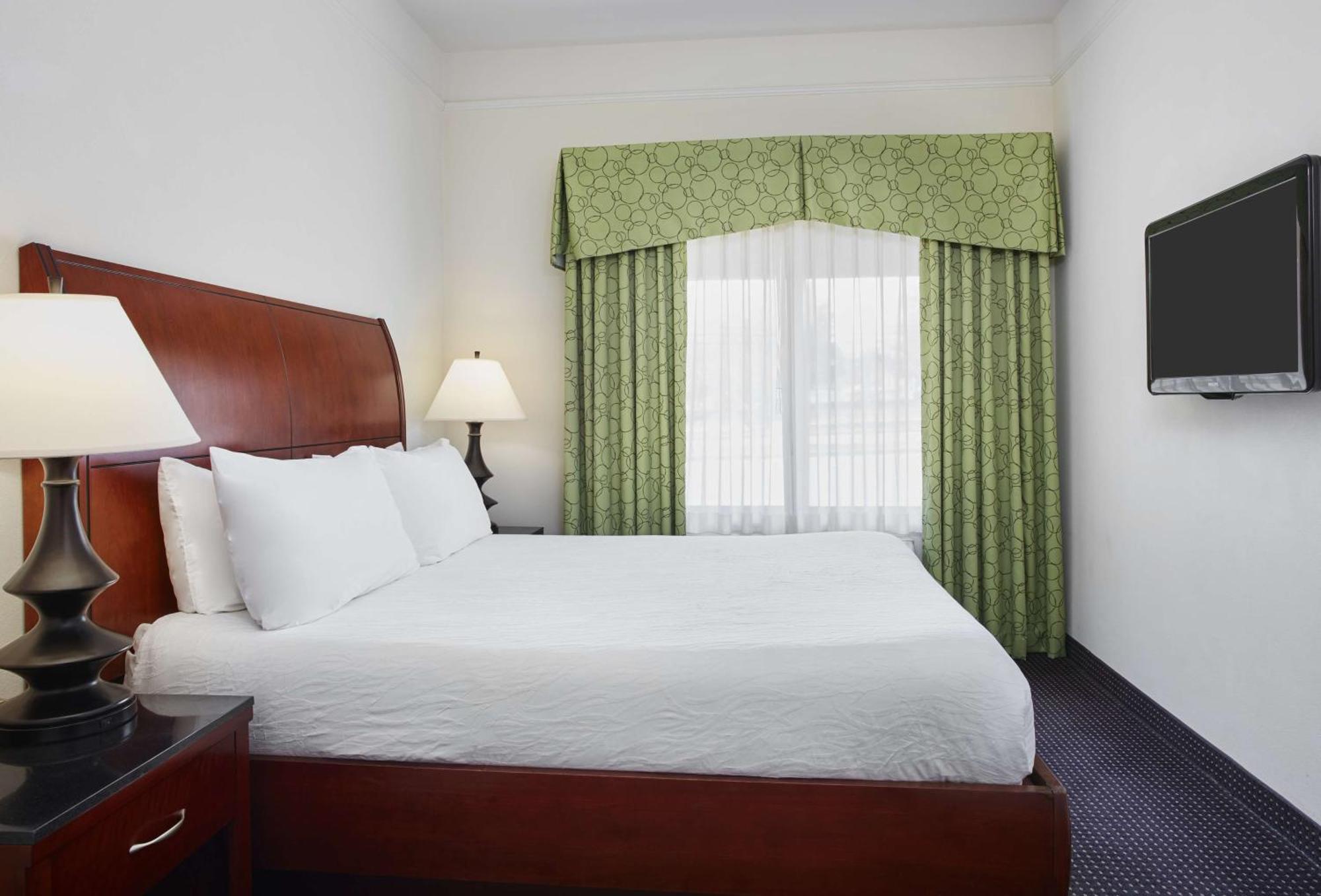 Hilton Garden Inn Rockville - Gaithersburg Екстериор снимка