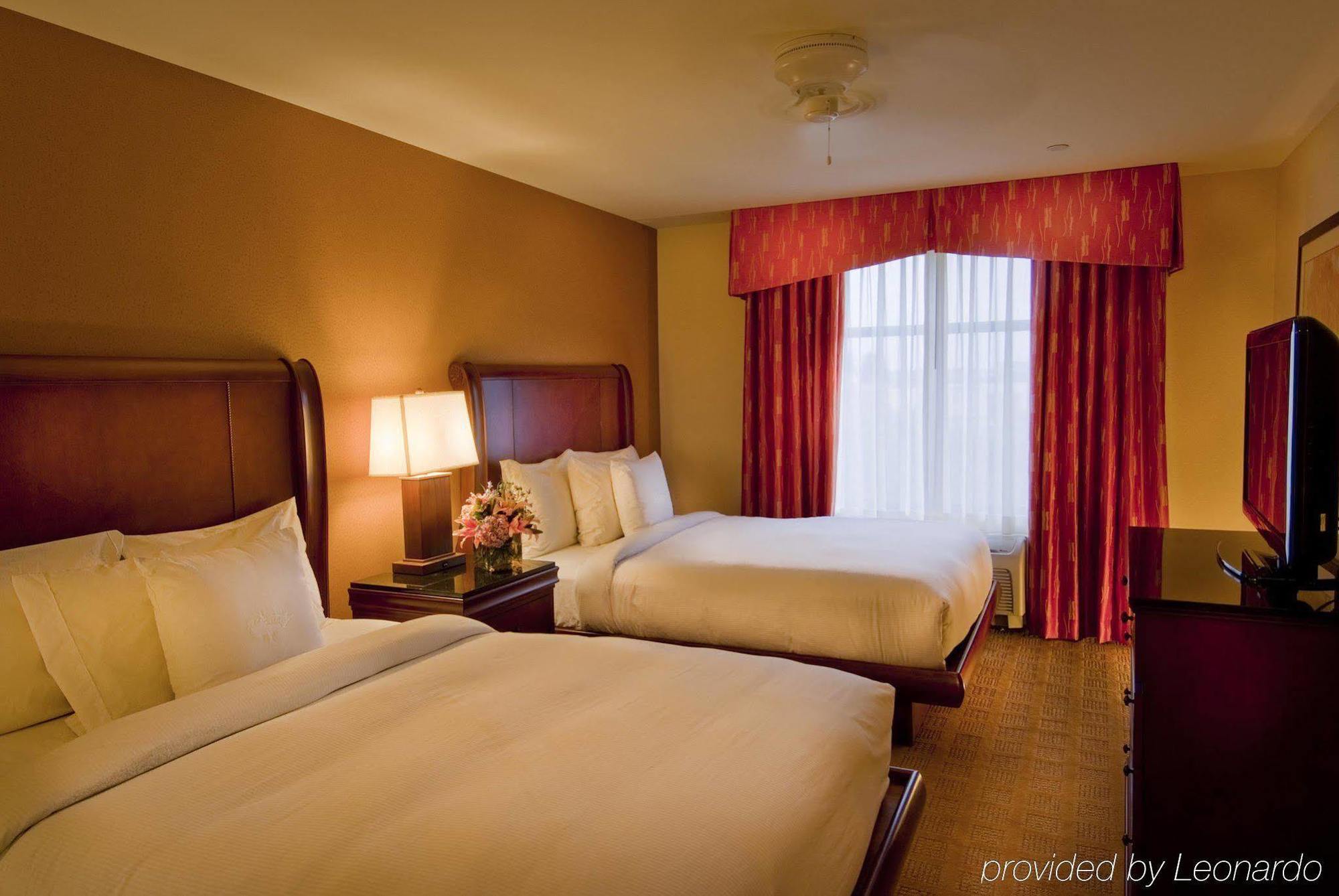 Hilton Garden Inn Rockville - Gaithersburg Екстериор снимка
