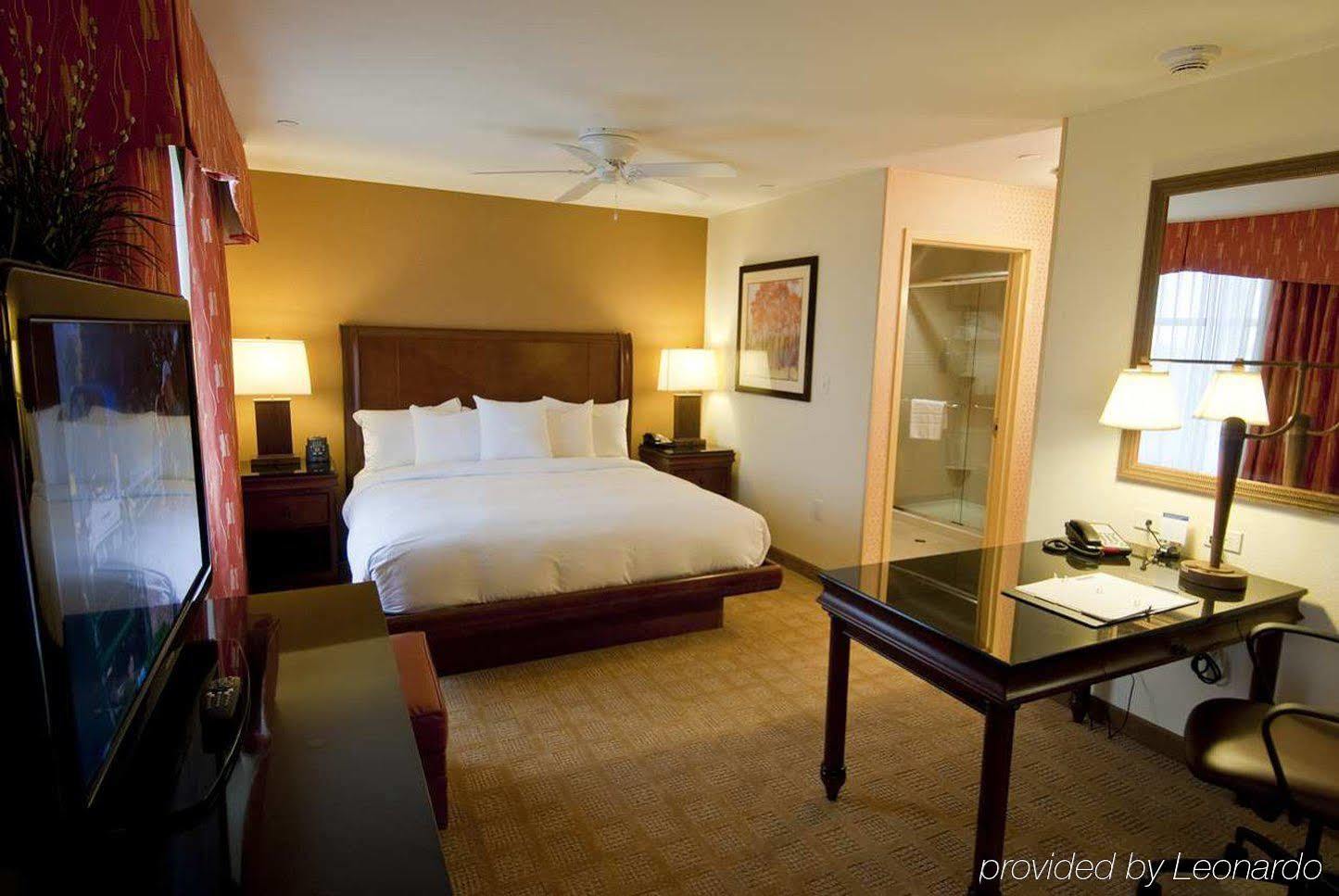 Hilton Garden Inn Rockville - Gaithersburg Екстериор снимка
