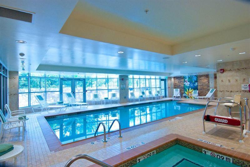 Hilton Garden Inn Rockville - Gaithersburg Екстериор снимка